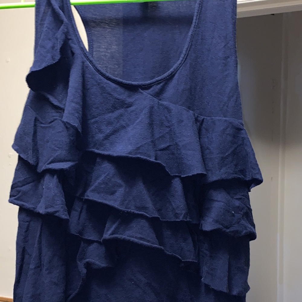 Design History medium navy blue tank top.